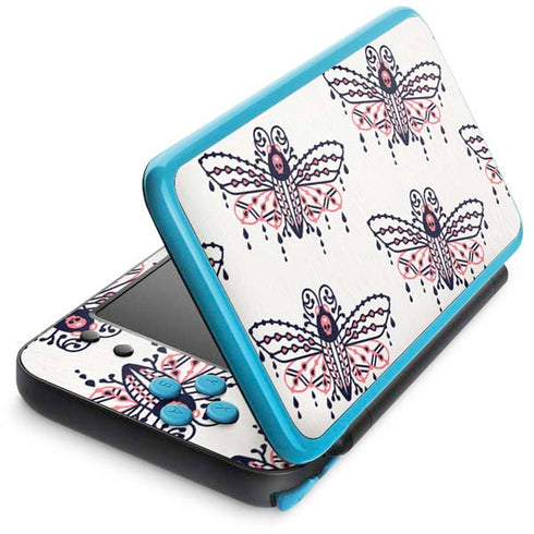 Cat Coq Blush Moth Nintendo 2DS XL (2017) Skin